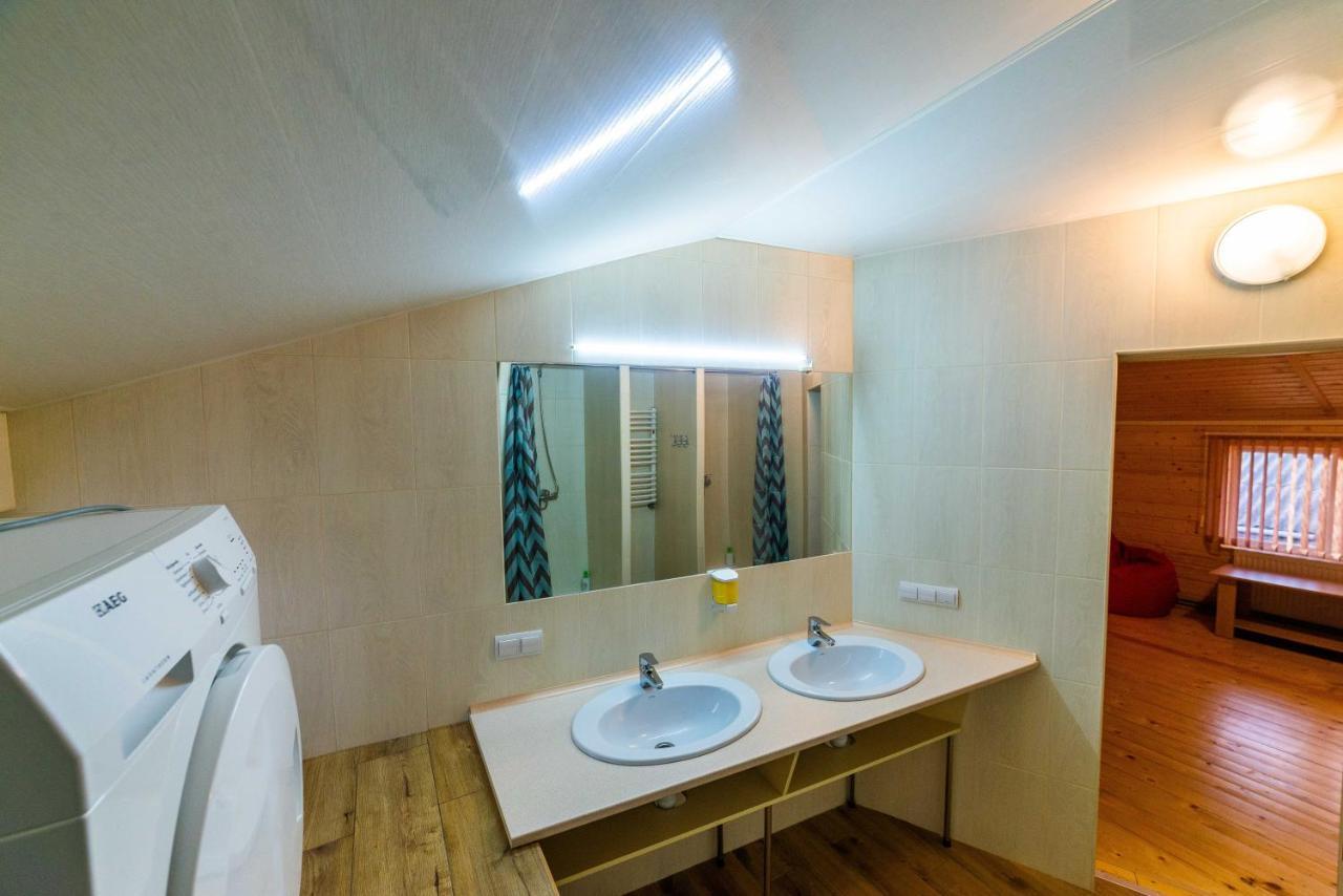 Хостел Галіція Kolomyia Exterior foto